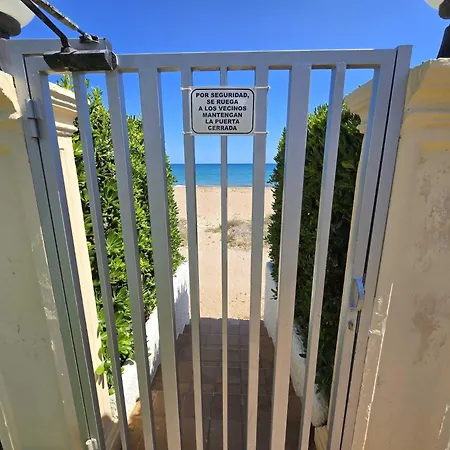 Apartamento En Primera Linea De Playa Διαμέρισμα Denia